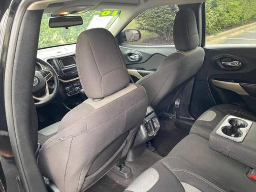 2018 Jeep Cherokee Latitude