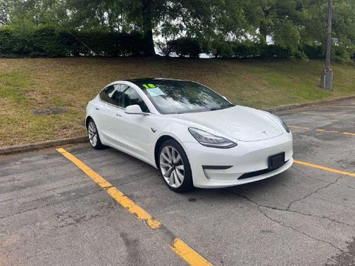 Pearl White Multi-Coat 2018 Tesla Model 3 Standard