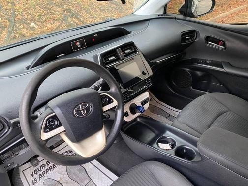 2017 Toyota Prius 