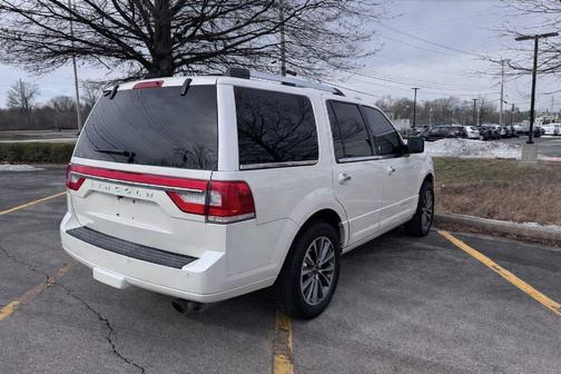 2016 Lincoln Navigator Select