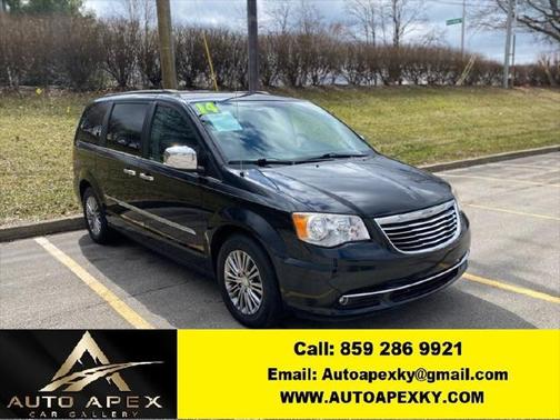 2014 Chrysler Town & Country Touring-L
