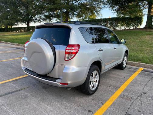 2009 Toyota RAV4 Base