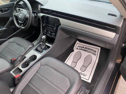 2021 Volkswagen Passat SE