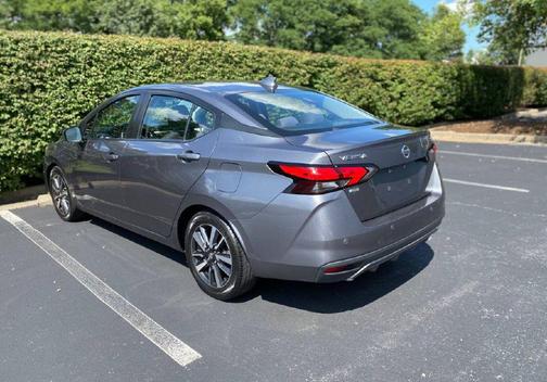 2021 Nissan Versa 1.6 SV