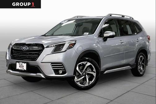 Ice Silver Metallic 2024 Subaru Forester Touring
