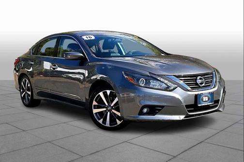 2016 Nissan Altima 3.5 SR