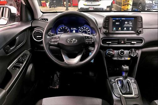 2021 Hyundai KONA SE
