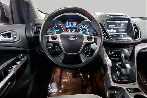 INGOT SILVER METALLIC 2014 Ford Escape SE