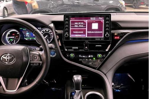 2023 Toyota Camry Hybrid XLE