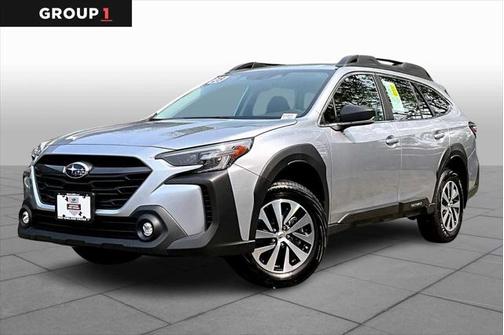 2025 Subaru Outback Base