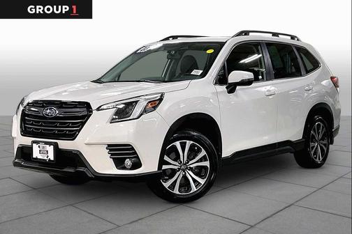 Crystal White Pearl 2023 Subaru Forester Limited