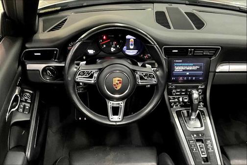 2017 Porsche 911 Carrera
