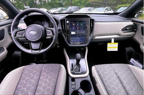 2025 Subaru Forester Base
