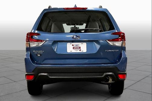 2023 Subaru Forester Base