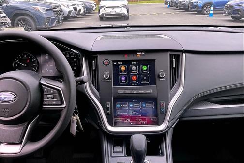 2025 Subaru Outback Base