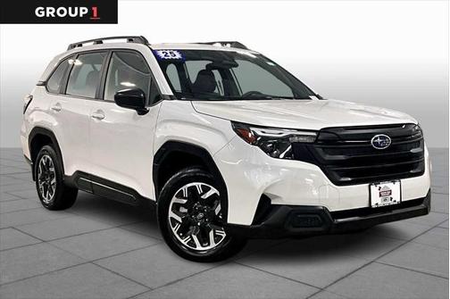 2025 Subaru Forester Base