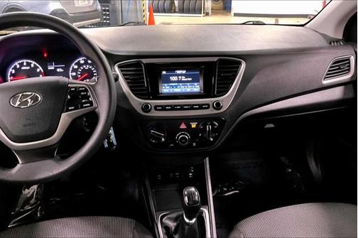 2020 Hyundai Accent SE