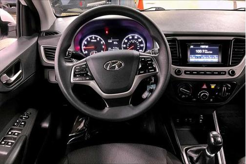 2020 Hyundai Accent SE