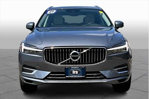 2021 Volvo XC60 Recharge Plug-In Hybrid T8 Inscription Expression