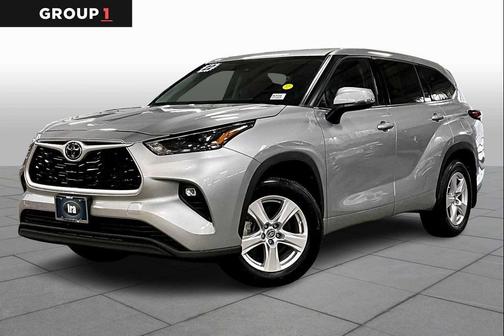2022 Toyota Highlander LE