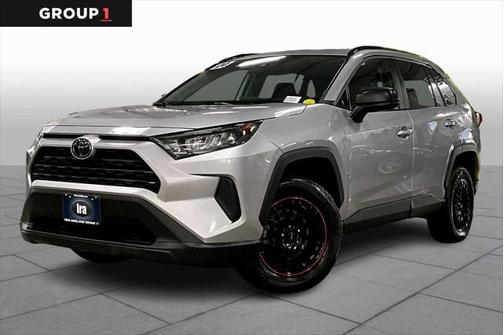 2020 Toyota RAV4 LE