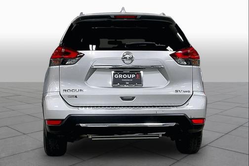 Brilliant Silver 2017 Nissan Rogue SV