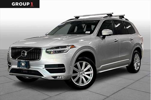 2018 Volvo XC90 T5 Momentum