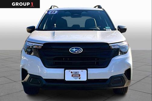 2025 Subaru Forester Base