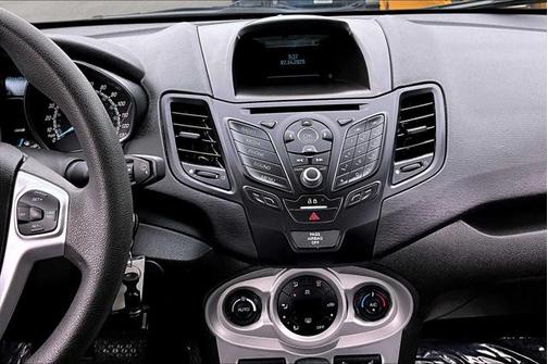 2017 Ford Fiesta SE
