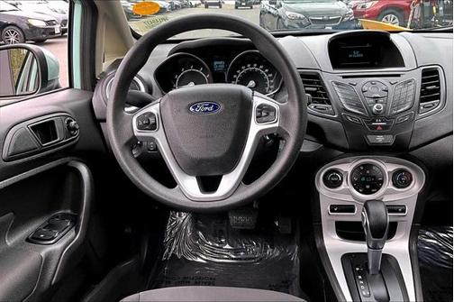 2017 Ford Fiesta SE
