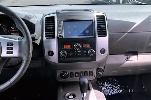 2021 Nissan Frontier SV