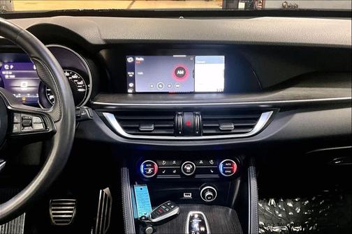 2023 Alfa Romeo Stelvio Ti