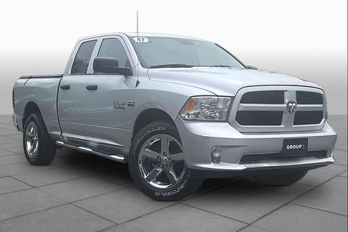 Bright Silver Metallic Clearcoat 2017 RAM 1500 Express
