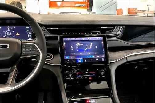 2022 Jeep Grand Cherokee 4xe Base