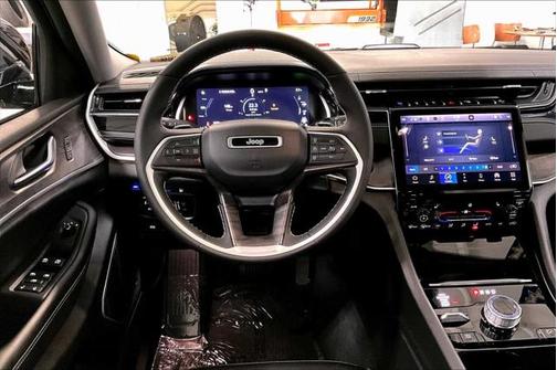 2022 Jeep Grand Cherokee 4xe Base