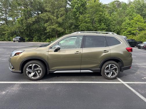 Autumn Green Metallic 2023 Subaru Forester Touring
