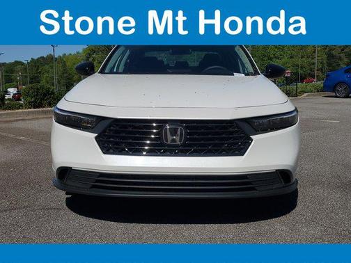 Platinum White Pearl 2025 Honda Accord SE