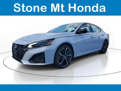 Gray Sky Pearl 2023 Nissan Altima 2.5 SR