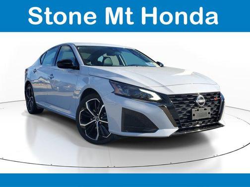 Gray Sky Pearl 2023 Nissan Altima 2.5 SR