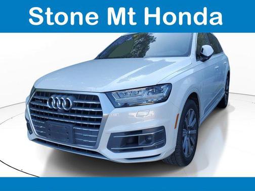 White Crystal 2017 Audi Q7 3.0T Prestige