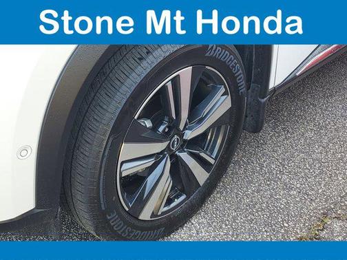 Pearl White Tricoat 2023 Nissan Rogue SL