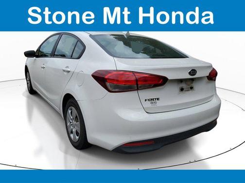 Clear White 2017 Kia Forte LX