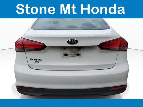 Clear White 2017 Kia Forte LX