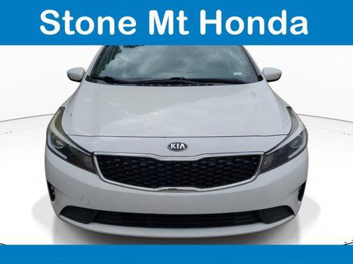 Clear White 2017 Kia Forte LX