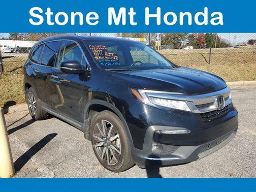 2022 Honda Pilot Touring 8-Passenger