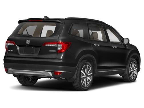 2022 Honda Pilot Touring 8-Passenger