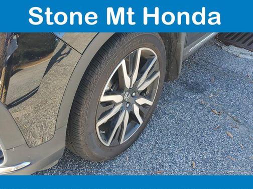 2022 Honda Pilot Touring 8-Passenger