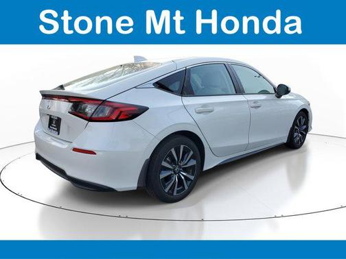 White 2023 Honda Civic EX-L