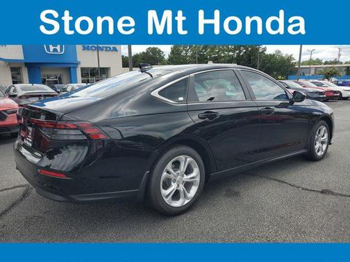 2025 Honda Accord LX 1.5T