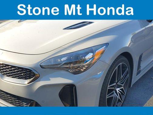 2023 Kia Stinger GT2